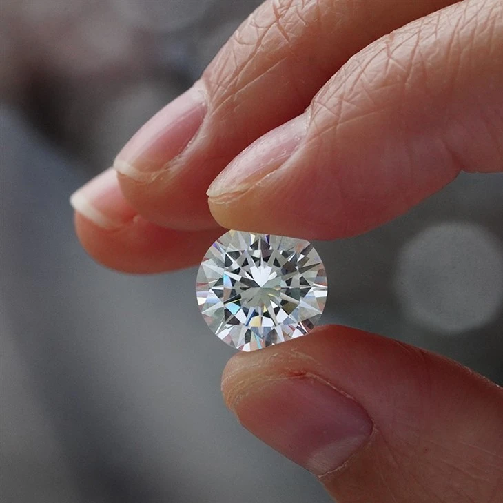 Hearts And Arrows Moissanite